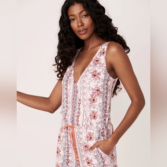 Sleepwear Bundle XS La Vie En Rose - Wide Leg Capri Jumpsuit and Nightie - Picture 3 of 14